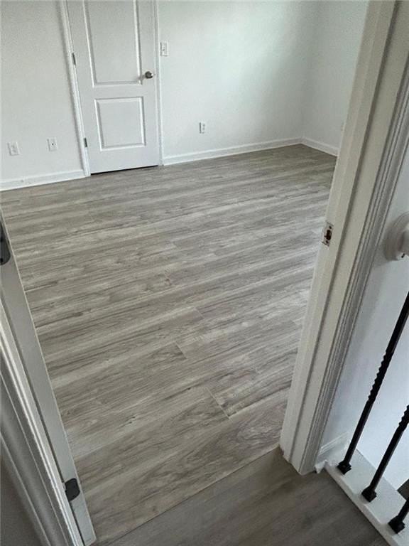 215 Barberry Ln - Photo 4 of 16