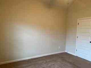 8418 Members Dr - Photo 7 of 33