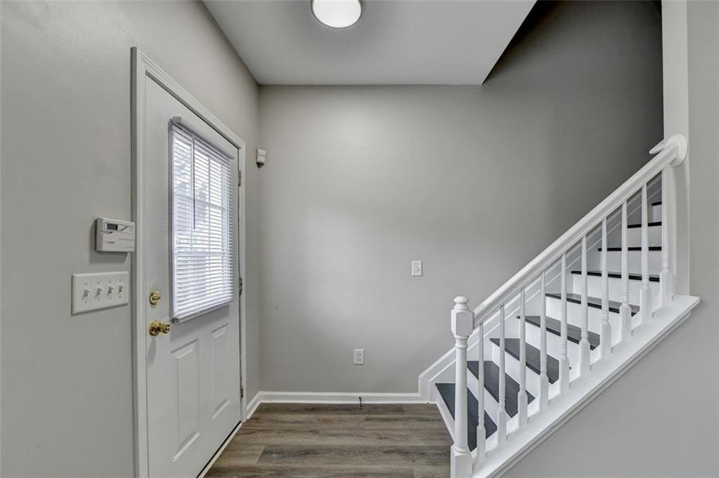 903 Redwood Dr - Photo 6 of 41