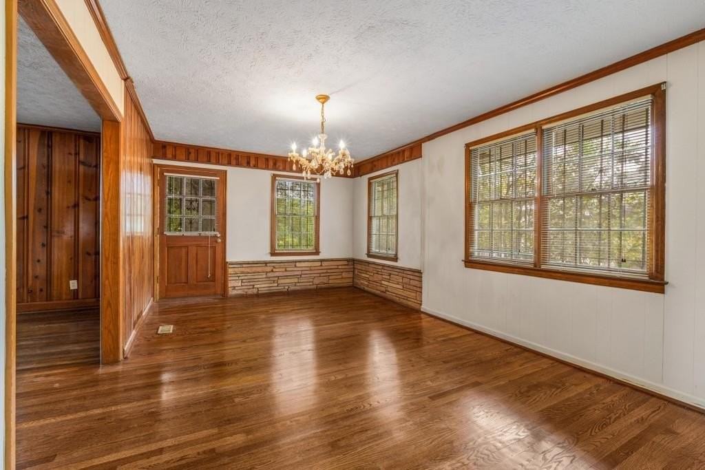 1930 Hollywood Rd Nw - Photo 6 of 19