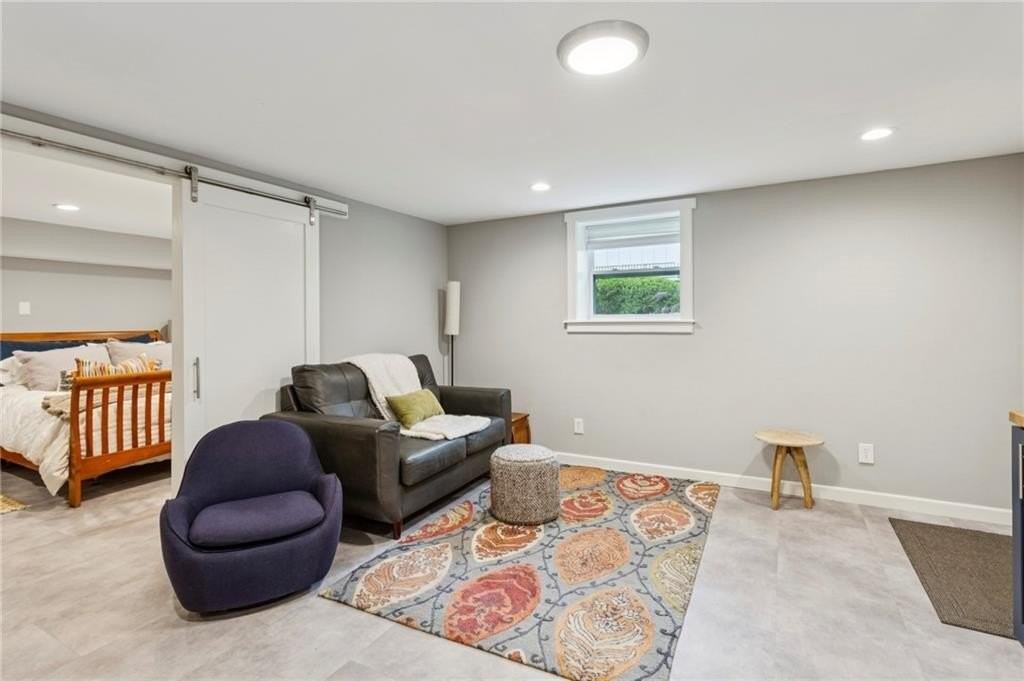 720 Brookline Dr Se - Photo 4 of 15