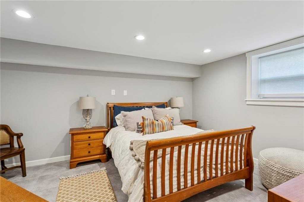 720 Brookline Dr Se - Photo 7 of 15