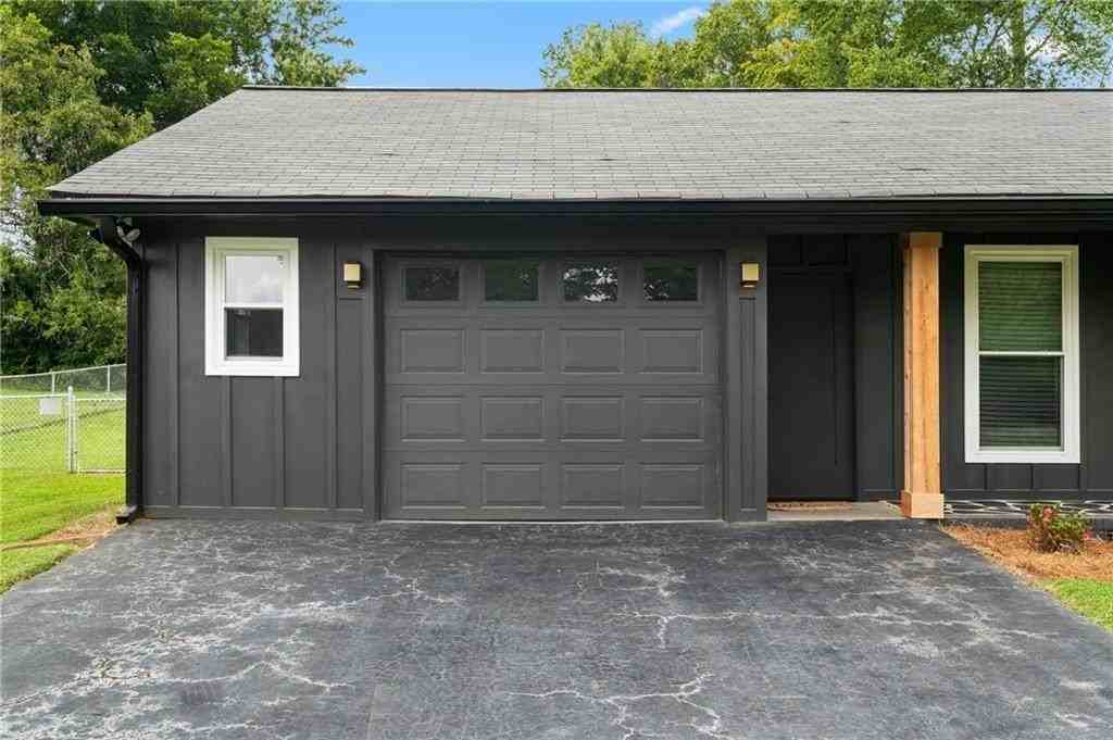 3251 Plains Way - Photo 4 of 50