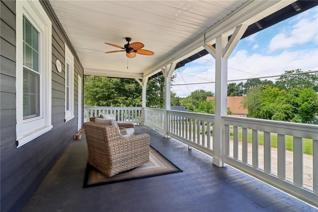 27 Elm St - Photo 3 of 27