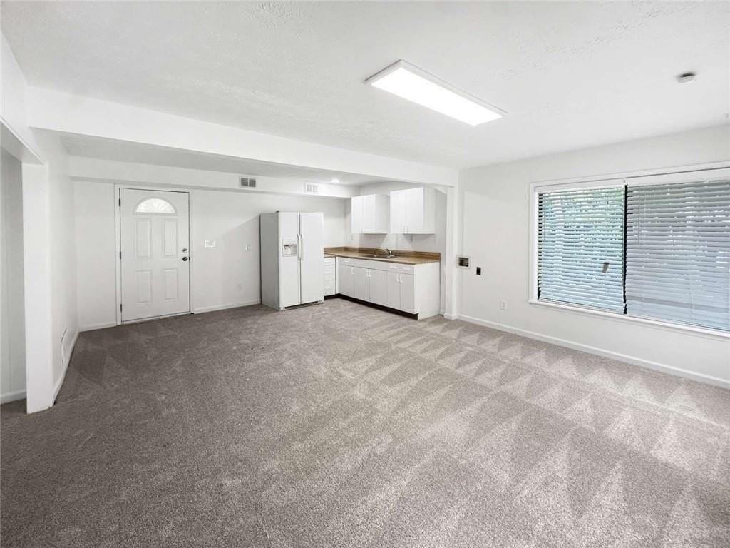 6800 Brookwood Ct - Photo 2 of 9