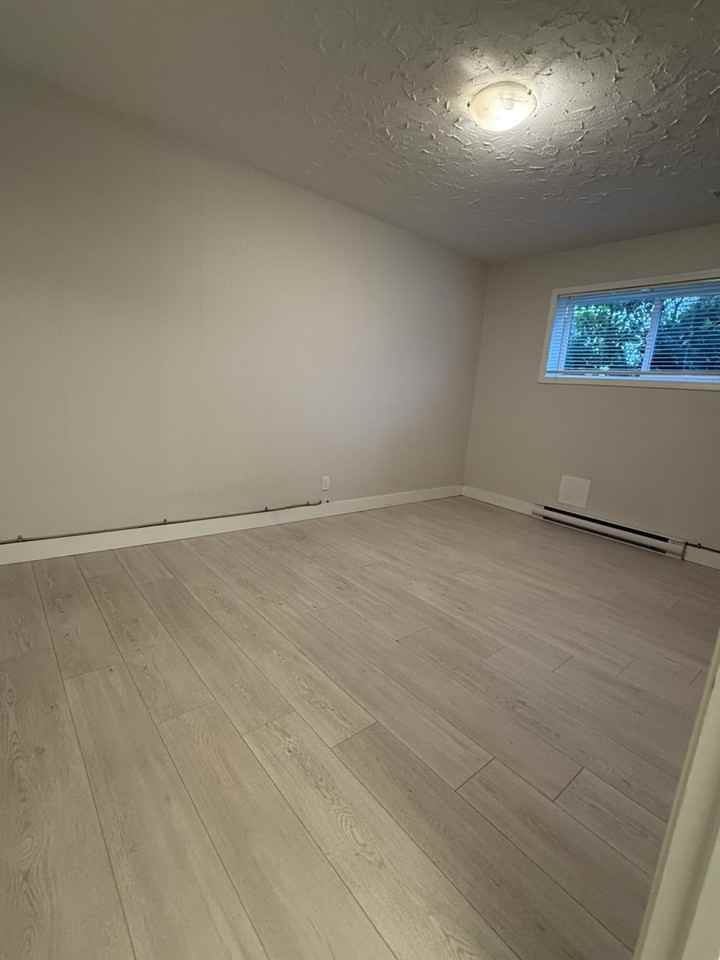 32658 Bevan Ave - Photo 4 of 12