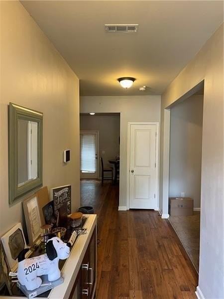 6427 Saint Mark Way - Photo 3 of 10