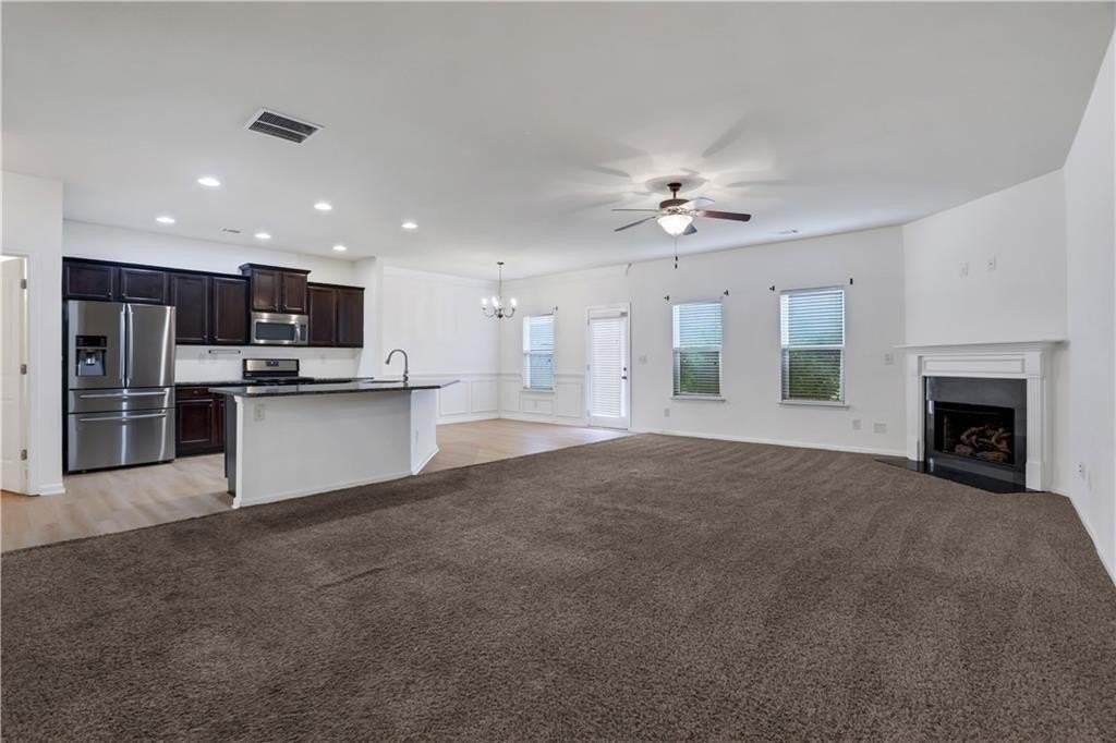 2527 Morgan Chase Dr - Photo 3 of 40