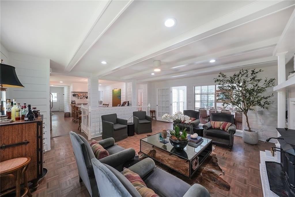 167 Garden Ln - Photo 2 of 29