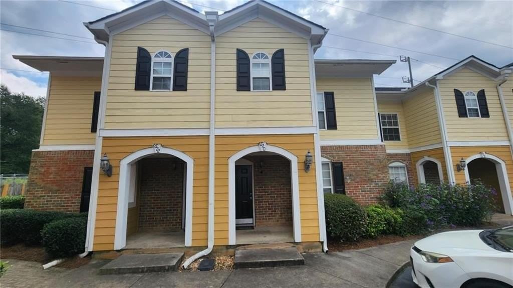 622 Summer Pl - Photo 2 of 26