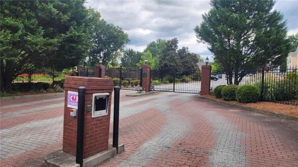 622 Summer Pl - Photo 5 of 26