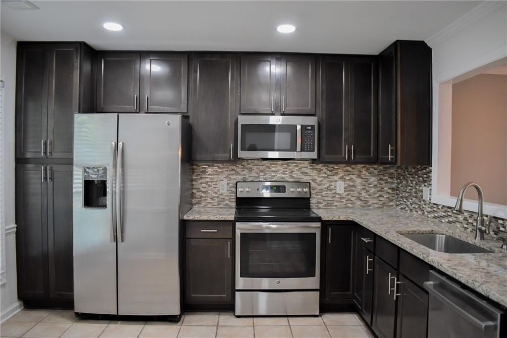 131 Willow Stream Ct - Photo 6 of 25