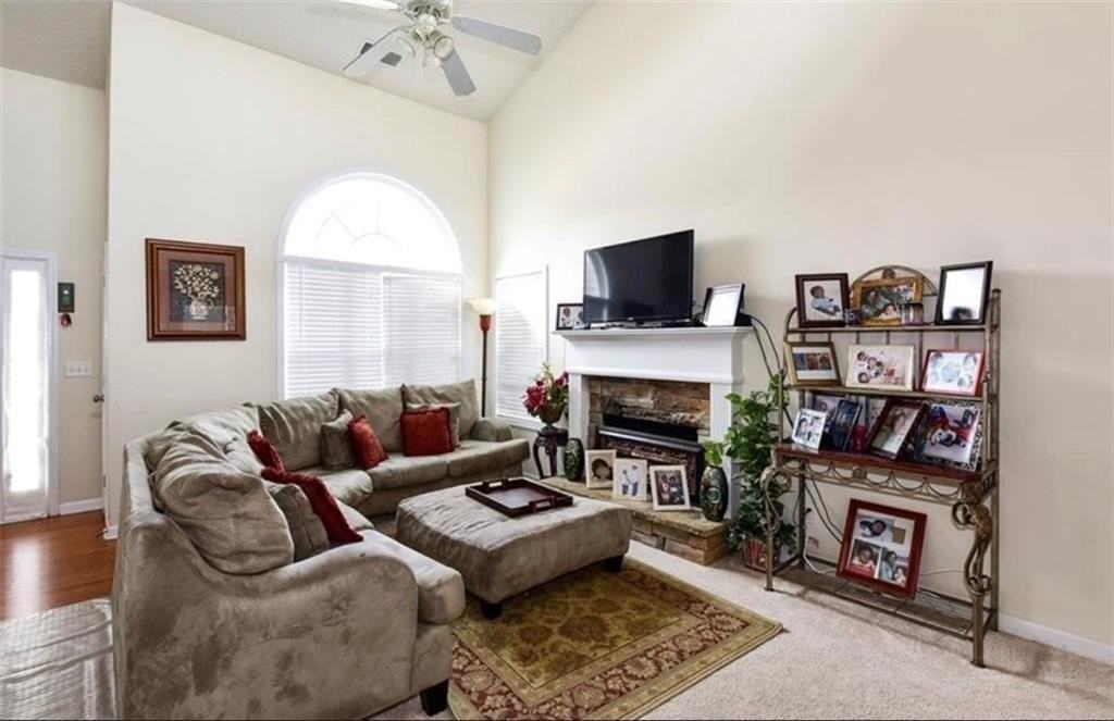 324 Greystone Pkwy - Photo 4 of 20