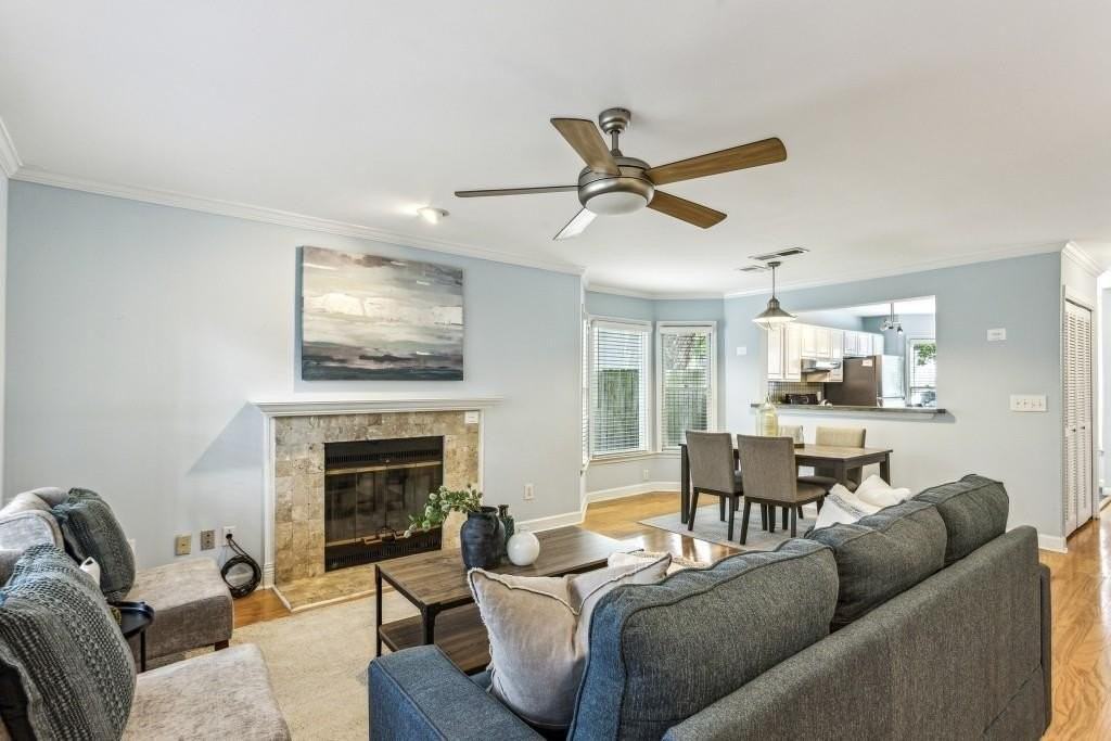 1002 Defoors Lndg Nw - Photo 5 of 31