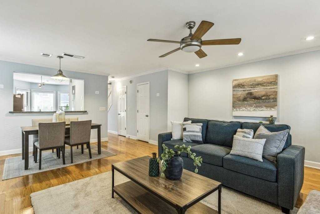 1002 Defoors Lndg Nw - Photo 6 of 31