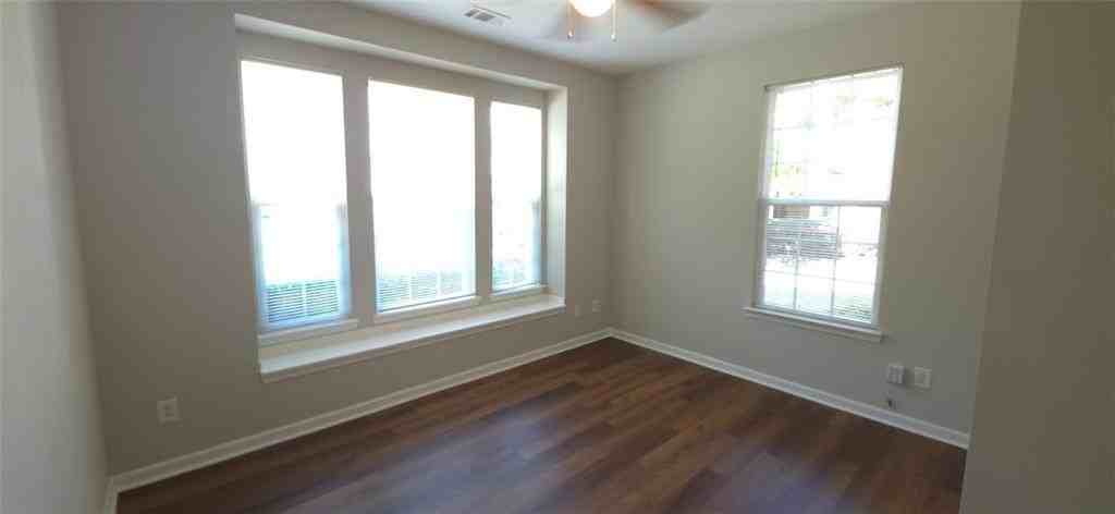 3425 Fernview Dr - Photo 4 of 16