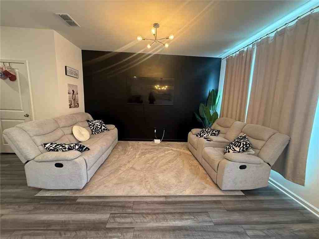 59 Thetford Way - Photo 3 of 13