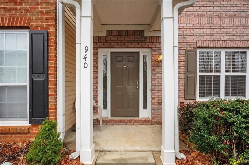 940 Tree Creek Blvd - Photo 4 of 39