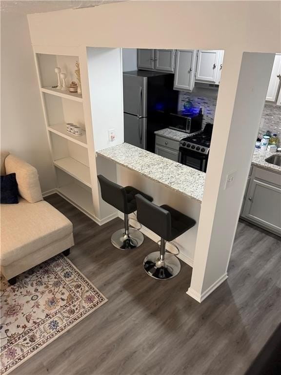 6810 Glenridge Dr Apt E #E - Photo 4 of 9