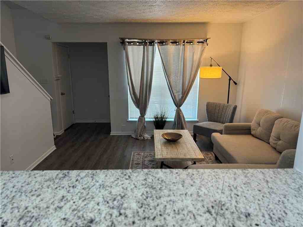 6810 Glenridge Dr Apt E #E - Photo 6 of 9