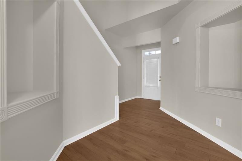 1865 Ellison Lakes Ct Nw Unit 21 #21 - Photo 3 of 35