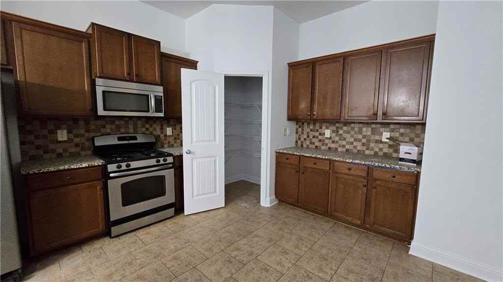 2275 Copper Trail Ln - Photo 3 of 39