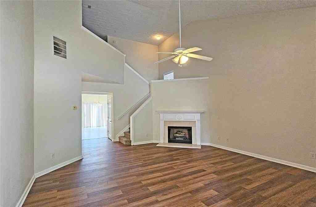 735 Cool Weather Dr - Photo 4 of 30