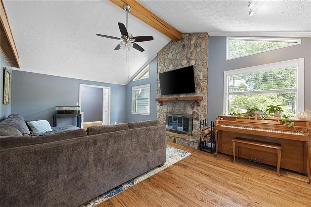 2076 Lake Ridge Ter - Photo 6 of 25