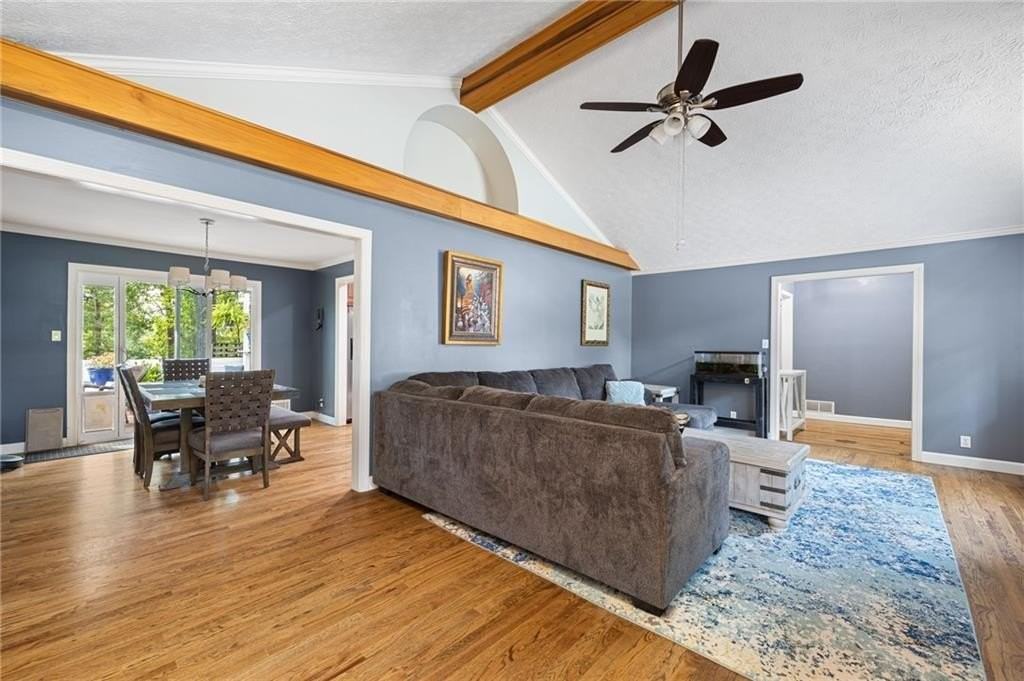 2076 Lake Ridge Ter - Photo 7 of 25