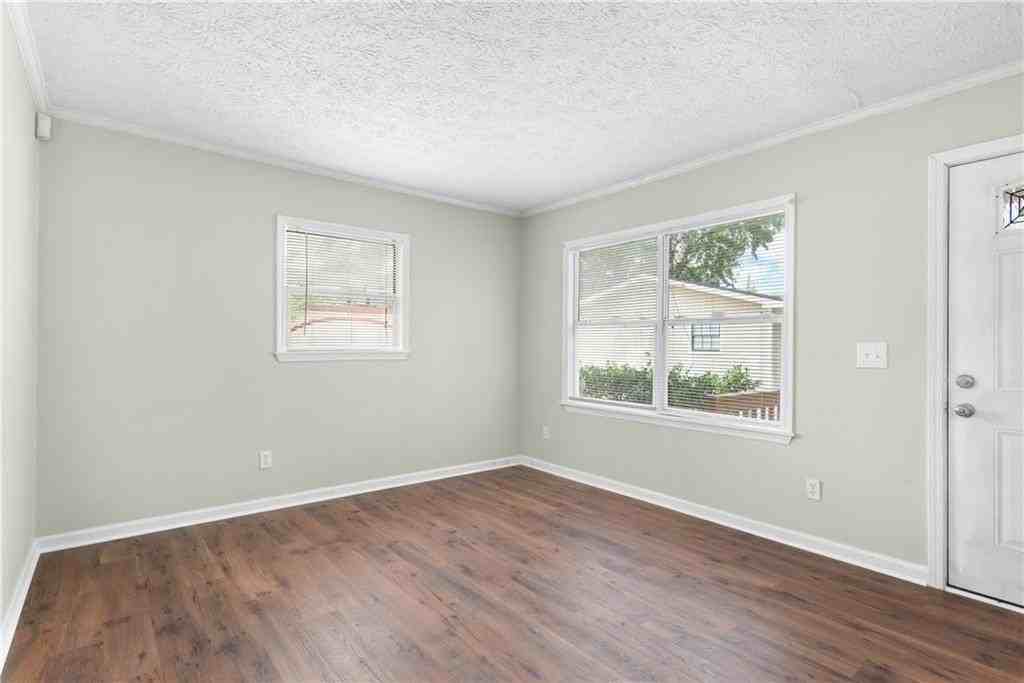 2051 College Ave Ne Unit A #A - Photo 6 of 30