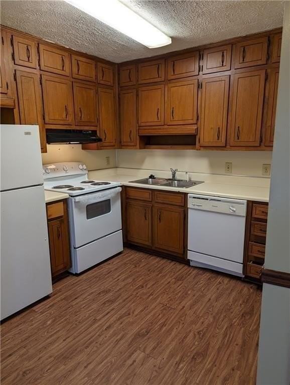 5356 Ridgemere Ct - Photo 2 of 9