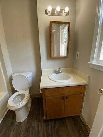 5356 Ridgemere Ct - Photo 4 of 9