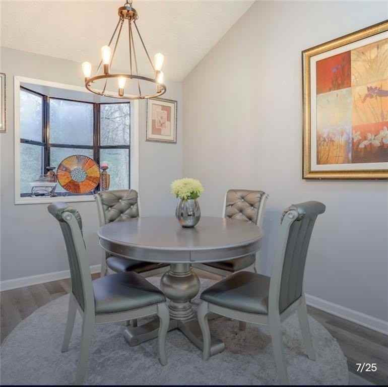 3468 Deer Trce - Photo 4 of 18