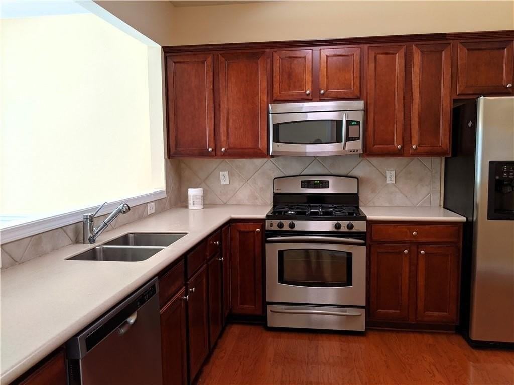 310 Finchley Dr - Photo 5 of 12