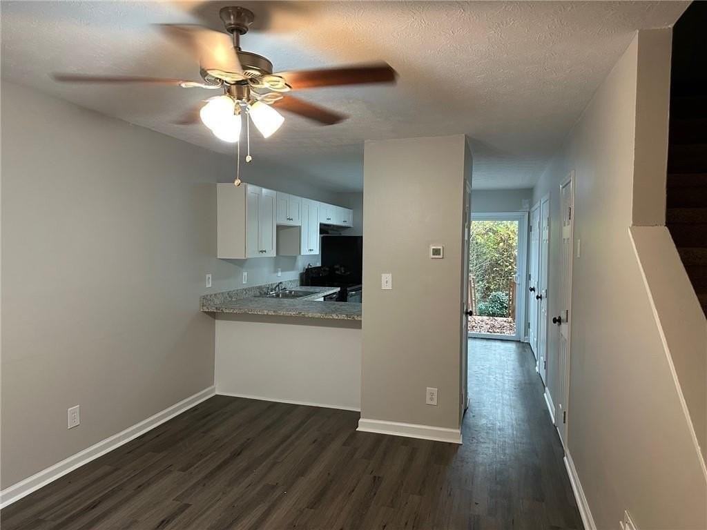 5144 Spring St Apt A2 #A2 - Photo 3 of 16