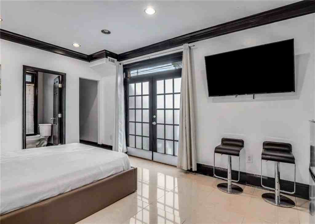 2846 Piedmont Rd Ne Unit 1 #1 - Photo 4 of 29