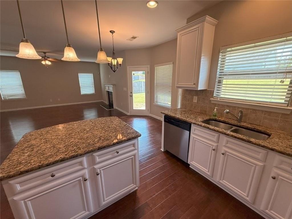 5715 Bucknell Trce - Photo 2 of 36