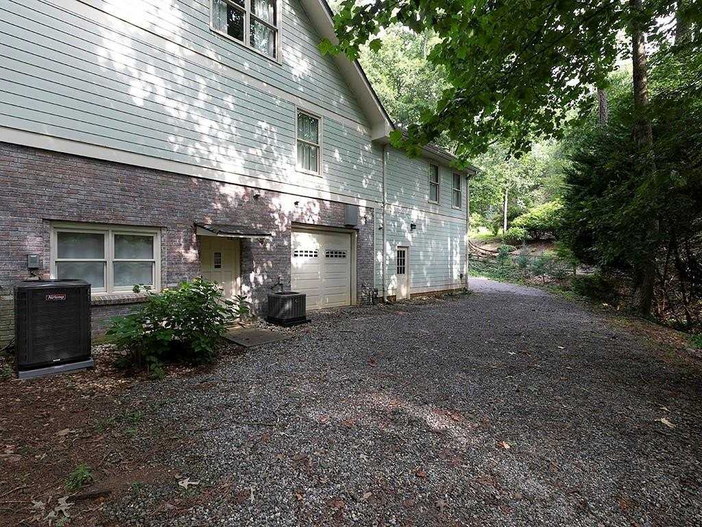 2270 Pilgrim Mill Way - Photo 5 of 21