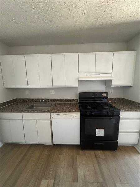 3288 Covington Dr - Photo 6 of 15