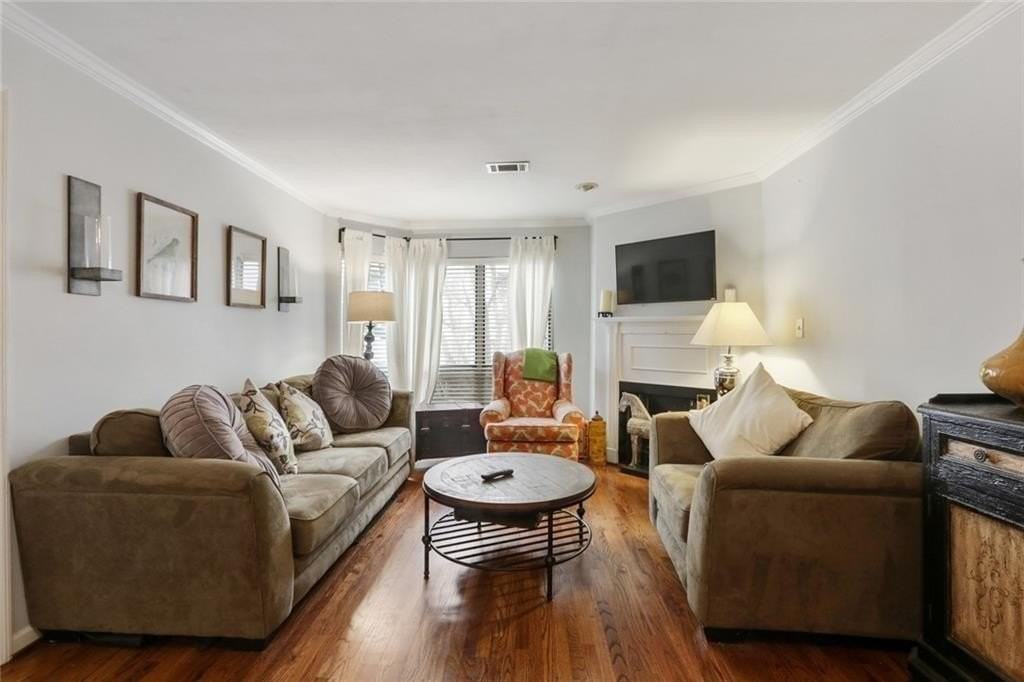 209 14th St Ne Apt 117 #117 - Photo 7 of 18