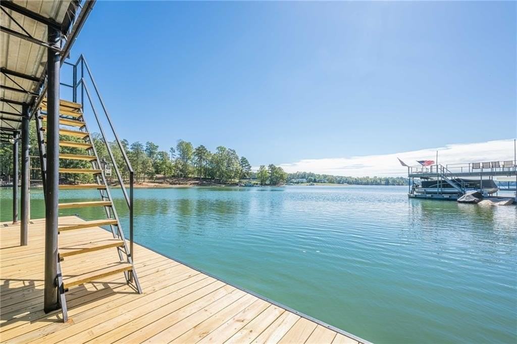 6535 Smith Cove Way - Photo 5 of 20