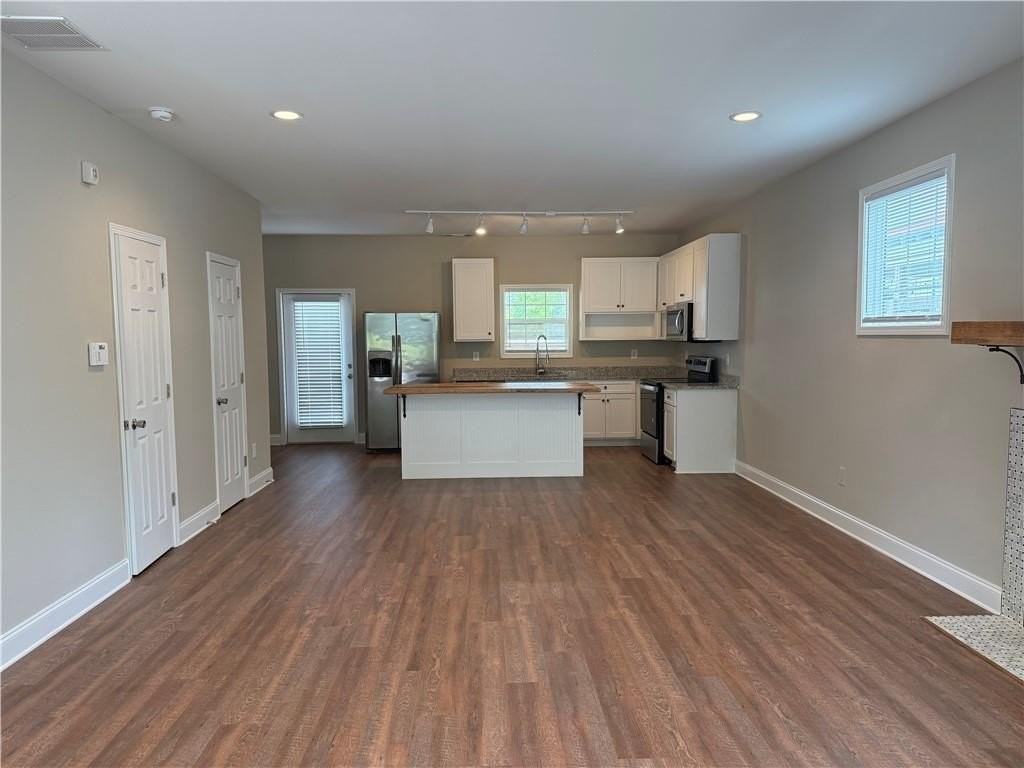 78 Liberty St - Photo 5 of 13