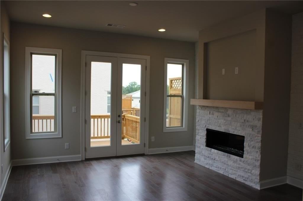 4761 Roswell Rd - Photo 6 of 17