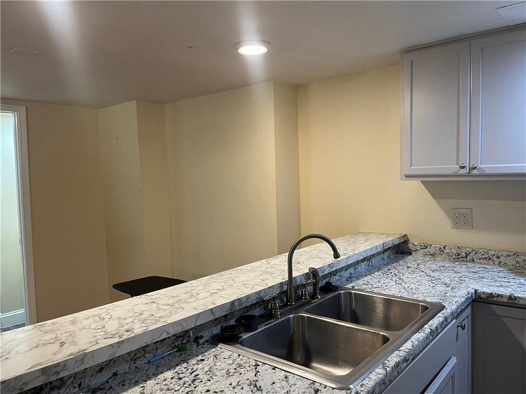 416 Barbashela Dr - Photo 4 of 12