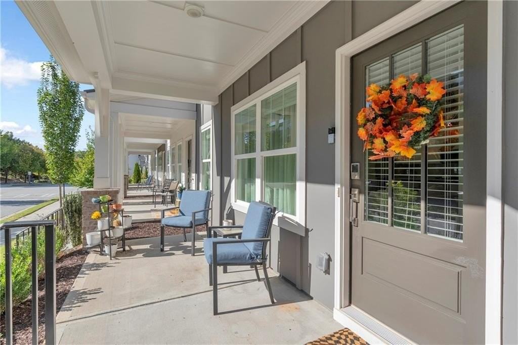 1954 Sanford Dr Nw - Photo 6 of 31