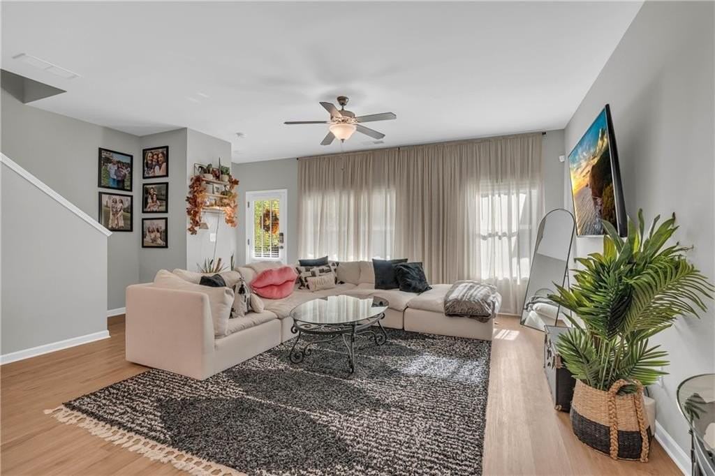 1954 Sanford Dr Nw - Photo 7 of 31