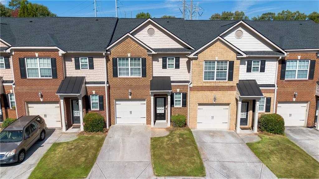 3090 Branham Dr - Photo 3 of 27