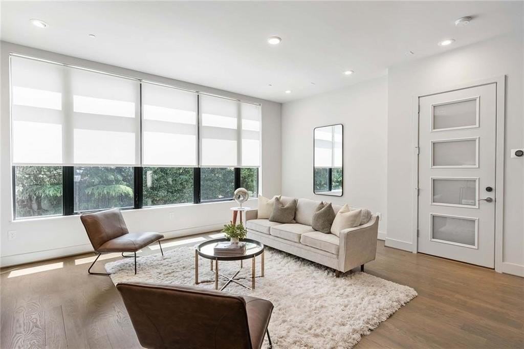 914 Lenox Blvd Ne - Photo 6 of 48