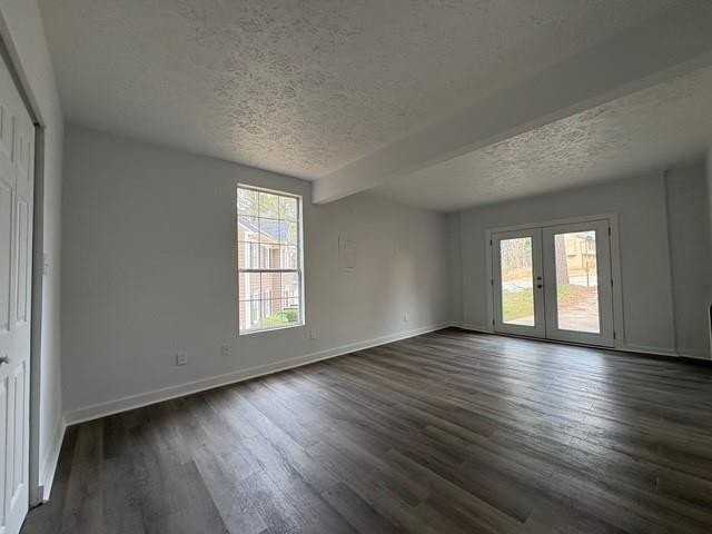 728 Fox Valley Dr - Photo 2 of 5