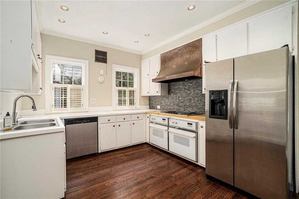 2378 Glenwood Dr Ne - Photo 5 of 25